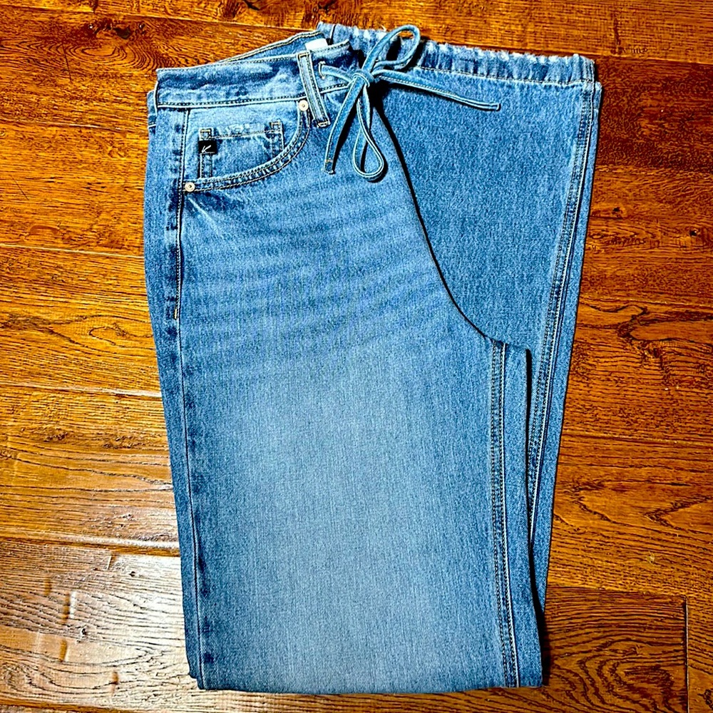 KanCan wide leg jeans